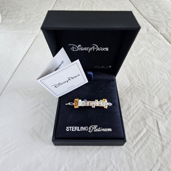 Disneyland Marquee Bracelet By CRISLU Silver - Picture 14 of 17